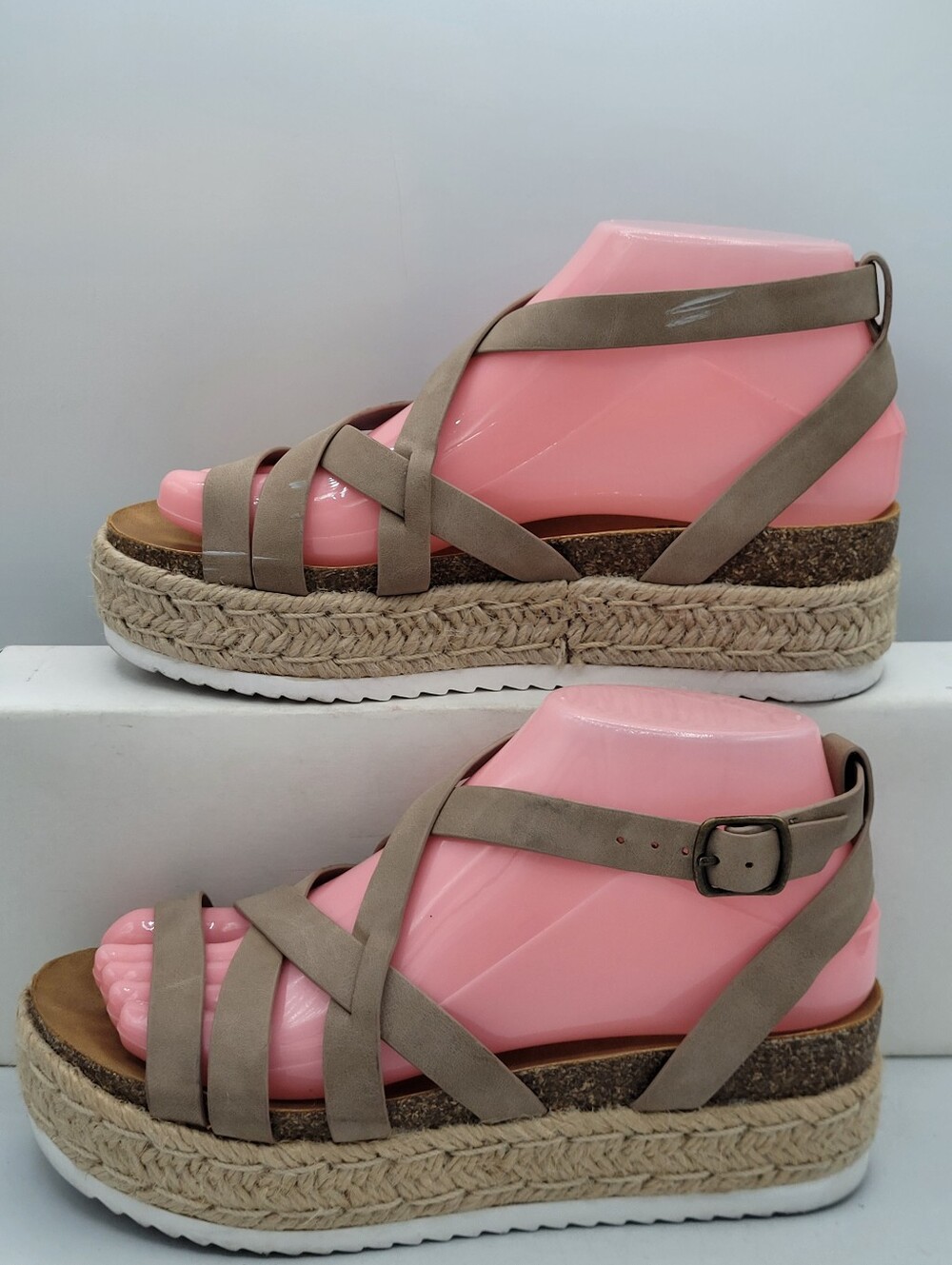 Soda Topic Espadrille 2" Flatform Ankle Strap Sandals Size 5.5